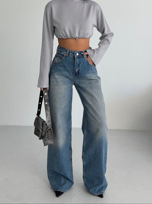 High Waisted Wide Leg Jean