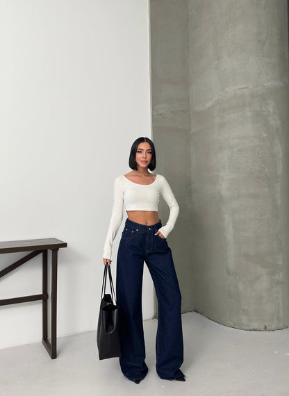 High Waisted Wide Leg Jean